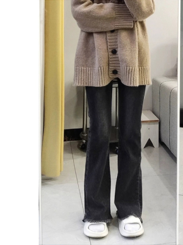 Pear-shaped body slightly booted jeans for women, spring and autumn style, high-waisted, large size, fat mm, slim, raw edge, flared, stretchy horseshoe pants