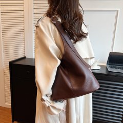 Large-capacity bag women's autumn and winter new simple soft leather shoulder underarm bag retro commuter crossbody mother-in-law bag