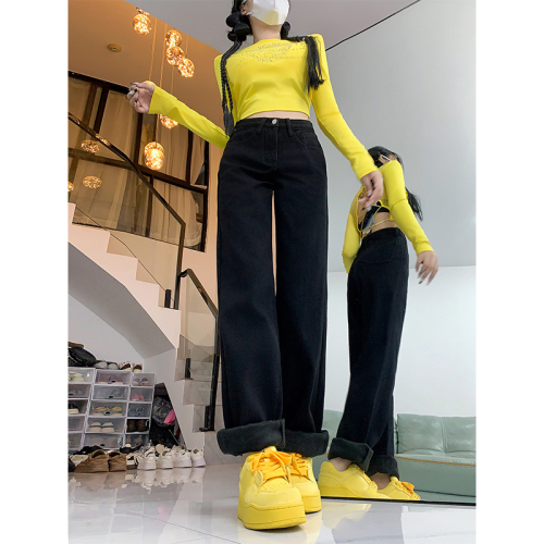 Velvet thickened straight loose large size wide leg jeans for women 2024 autumn and winter new style student fat MM trousers