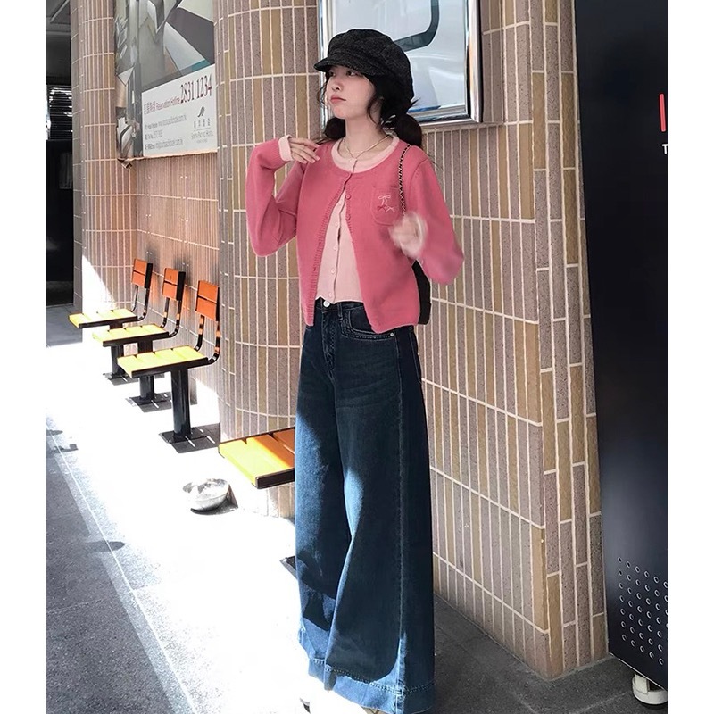 9.5% off on new products at 20:00pm on September 19th + free shipping on lychee cheese fake two-piece sweater and cardigan