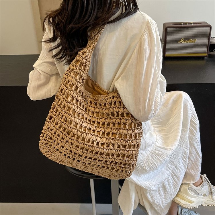 Chic hollow large-capacity straw armpit bag simple and versatile tote shoulder seaside vacation beach bag cross-body