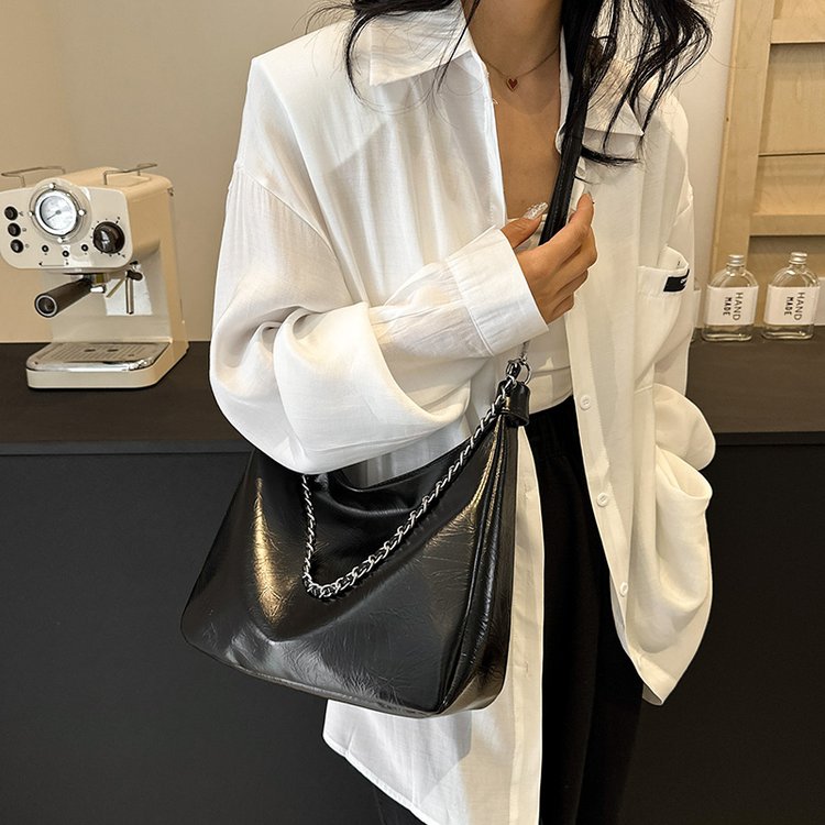 Large-capacity pleated tote bag for women 2024 new high-end single shoulder armpit bag versatile commuter crossbody bag
