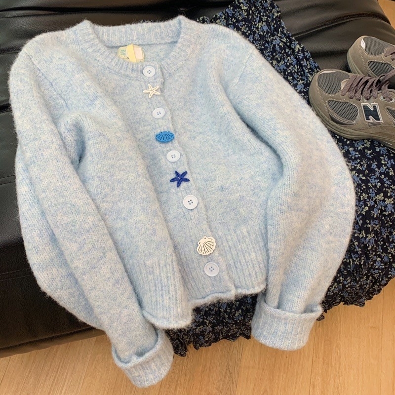 Healing blue starfish shell, glutinous round neck, Korean atmosphere, design, foreign style, cute and age-reducing whitening outfit