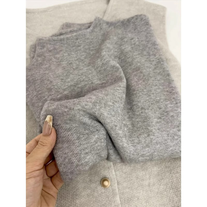 Autumn and winter popular soft and versatile stand-up collar sweater bottoming shirt for women Korean style advanced age-reducing layered knitted vest top