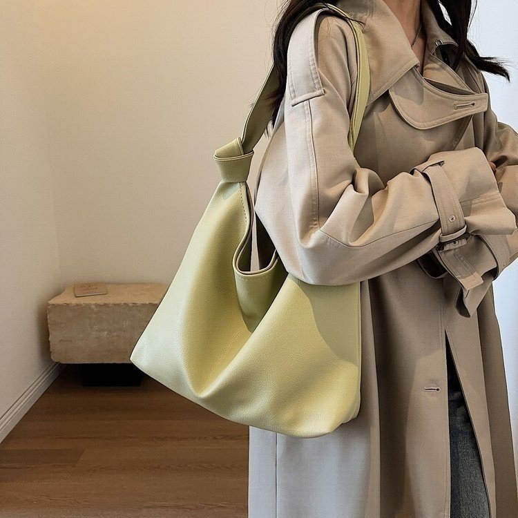 сумка New women's bag spring and summer large capacity shoulder bag cute class portable tote bag