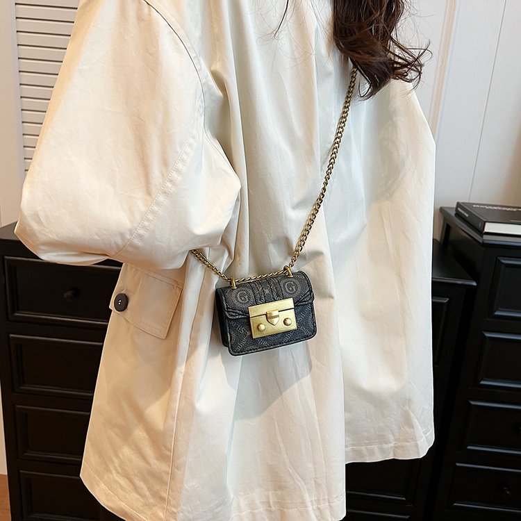 Mini small bag new 2024 trendy fashion single shoulder crossbody bag trendy internet celebrity ins chain small square bag
