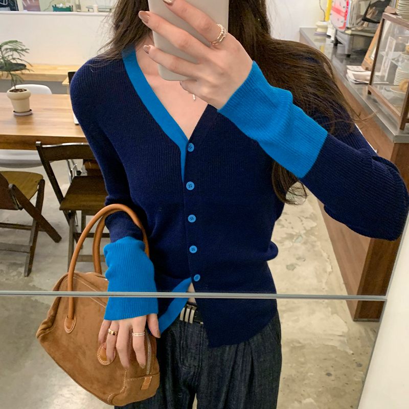 Picture stitching fake two-piece long-sleeved V-neck wool knitted cardigan sweater jacket 2024 autumn and winter new tops
