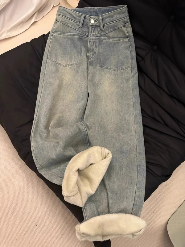American washed wide-leg jeans for women in autumn and winter 2024 new velvet high-waisted slimming loose design floor mopping pants