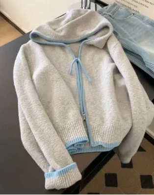European hooded wool knitted cardigan for women European station 2025 autumn and winter new contrast color zipper casual soft waxy sweater
