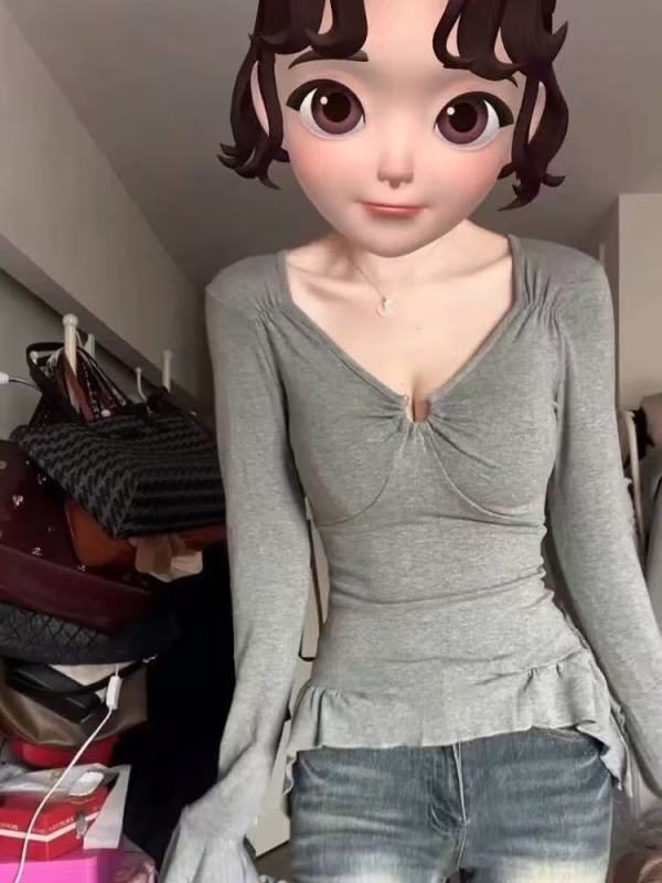 Large size fat MM gray V-neck irregular long-sleeved T-shirt women's new autumn and winter slim slim pleated design top