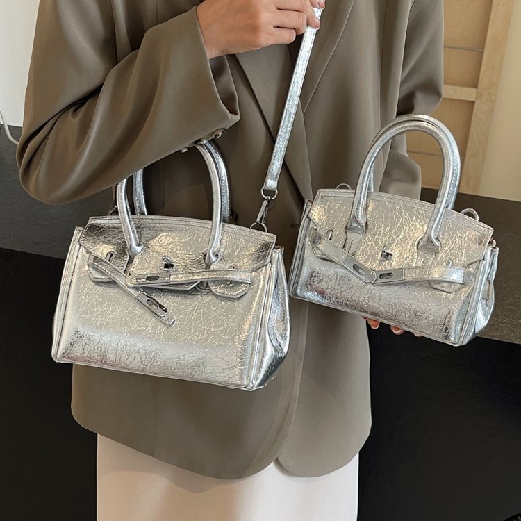 Korean version of platinum Kelly bag for women 2024 new trendy high-end large-capacity commuter small square bag single shoulder crossbody bag