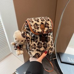 Autumn and winter popular leopard print plush small bag 2024 new women's casual contrast color commuting versatile cross-body mobile phone bag