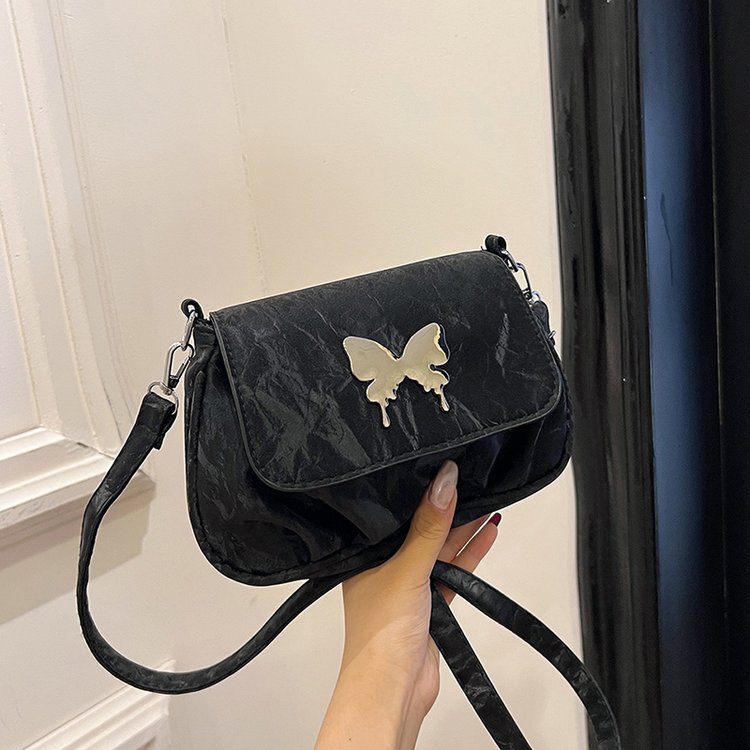 Korean version large capacity saddle bag women's bag 2024 new fashion style bag simple casual solid color chain bag