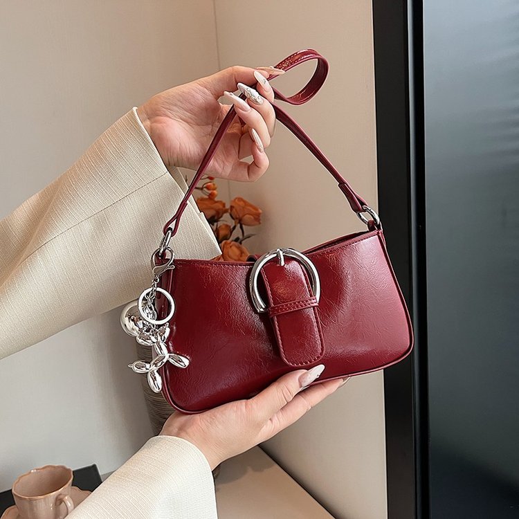 High-end small bag for women 2024 summer new style ins versatile crossbody bag single shoulder armpit bag internet celebrity baguette bag