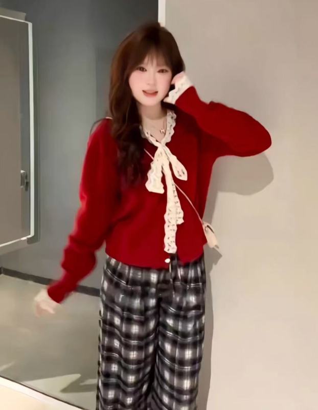 Plus size women's design lace v-neck sweater knitted cardigan autumn and winter fat mm loose slimming belly-covering top