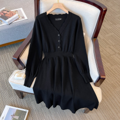 Plus size women's 2024 new autumn skirt fat mm mid-length slim black bottoming knitted sweater dress