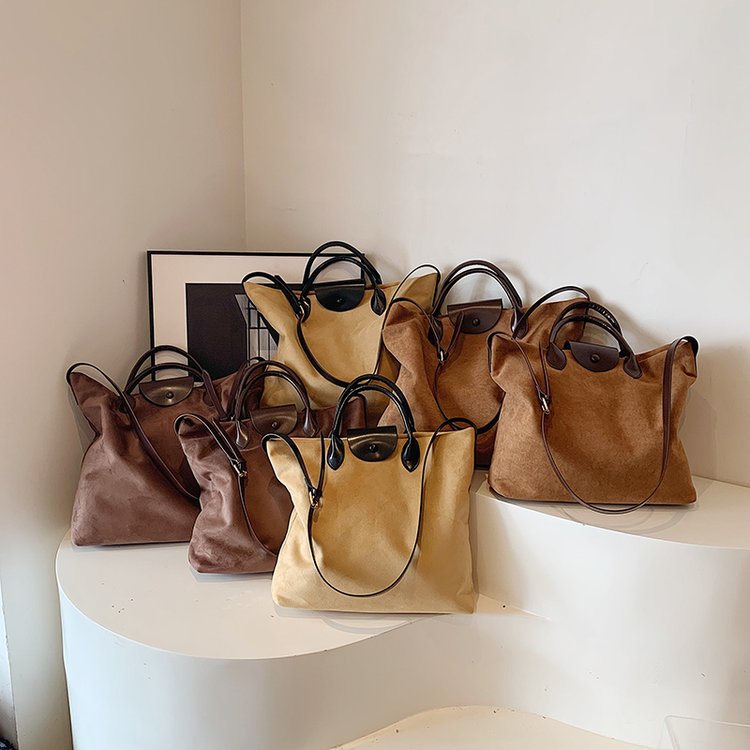 Frosted suede portable large-capacity bag for women 2024 new trendy retro tote bag Korean cross-body commuter bag
