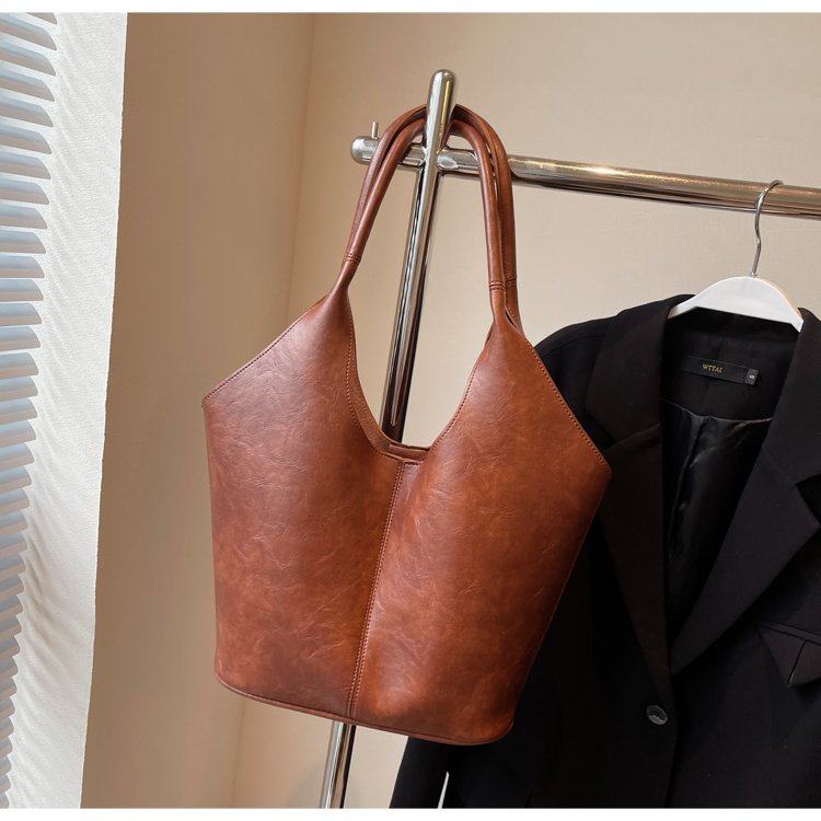 Hand-carrying simple and versatile large-capacity tote bag for women 2024 new Korean style trendy and fashionable work and commuting shoulder bag