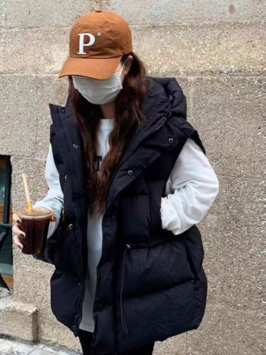 Fashionable down cotton coat, cotton coat and vest for women, 2024 winter loose hooded vest, western style thickened waistcoat