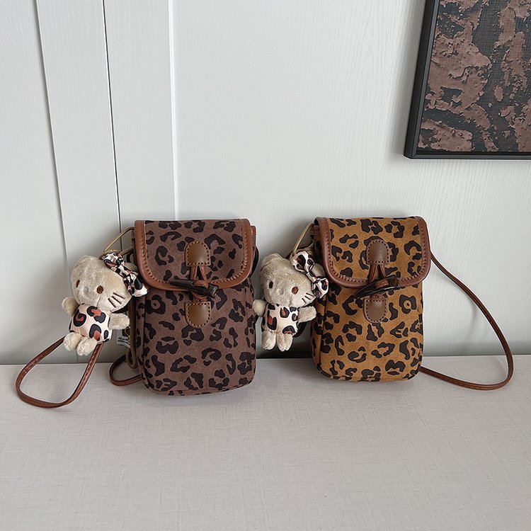 Korean Leopard Print Small Bag Women 2024 Autumn New Retro Horn Buckle Crossbody Bag Casual Lightweight Single Shoulder Mobile Phone Bag