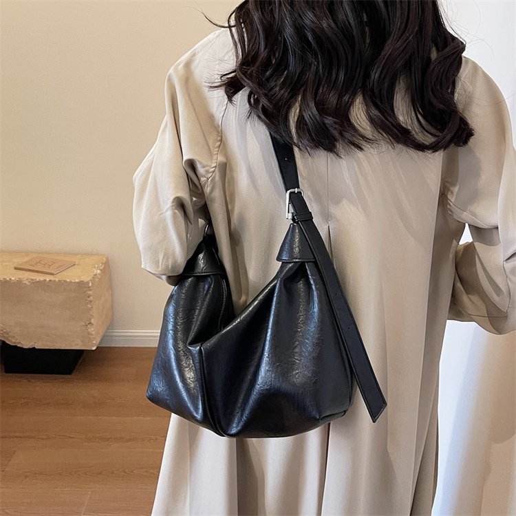 Bags for Women 2024 New Soft Leather Casual Large Capacity Commuting Bag Design Retro Versatile Shoulder Crossbody Bag