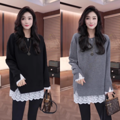 Fat MM lace splicing fake two-piece velvet thickened sweatshirt for women winter fashion inner wear mid-length loose top