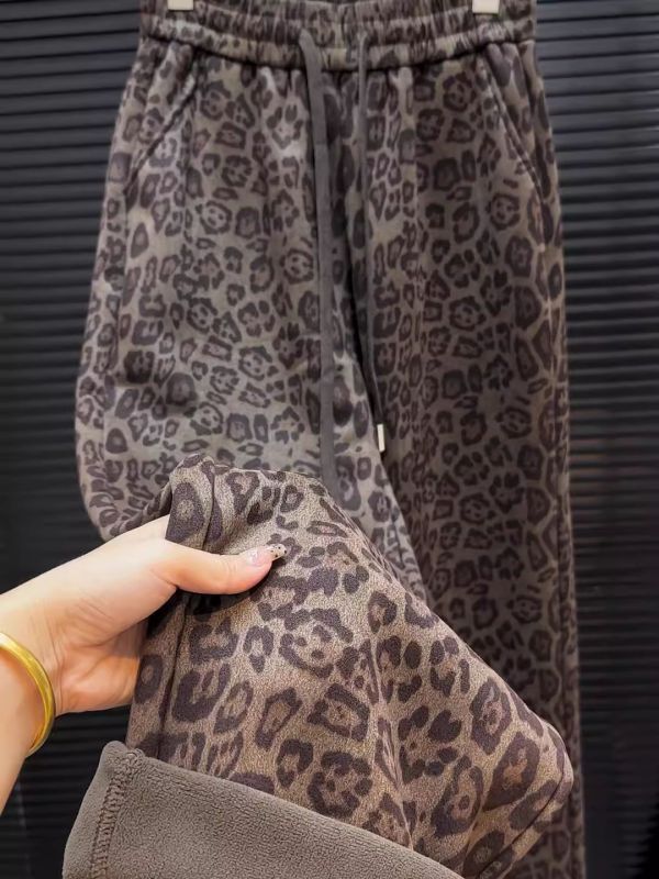 Popular European Leopard Color Straight Leg Wide Leg Pants 2024 Winter New Style Velvet High Waist Slim Loose Casual Pants