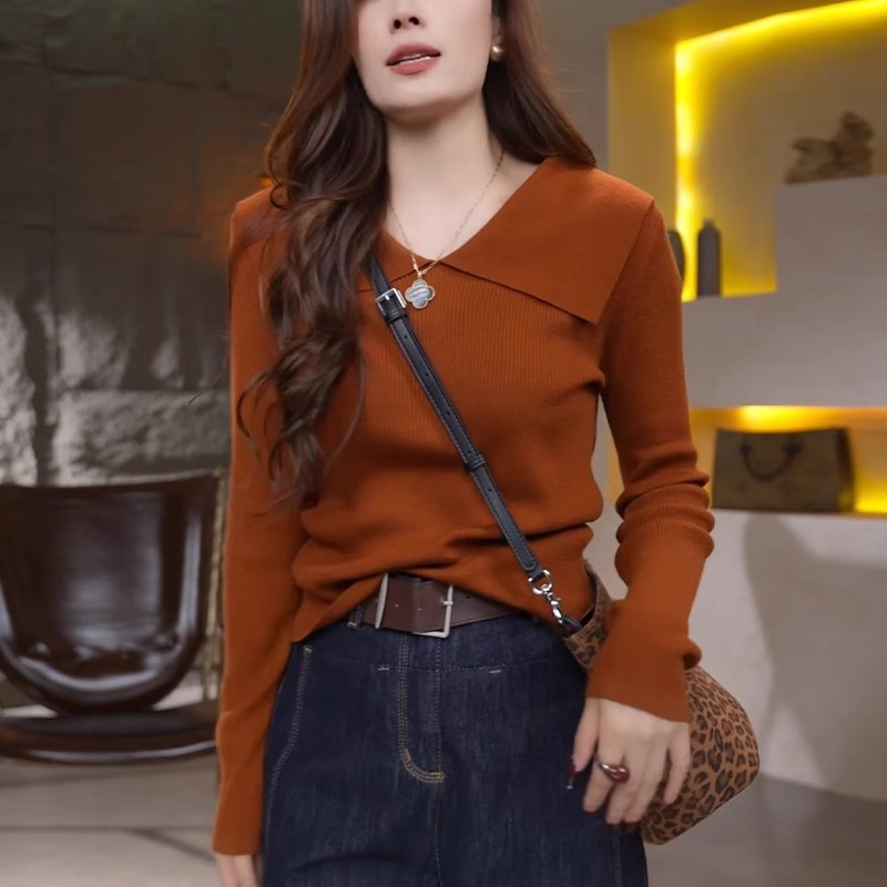 Designed lapel sweater for women 2024 early autumn new large size fat mm slimming temperament bottoming right shoulder top