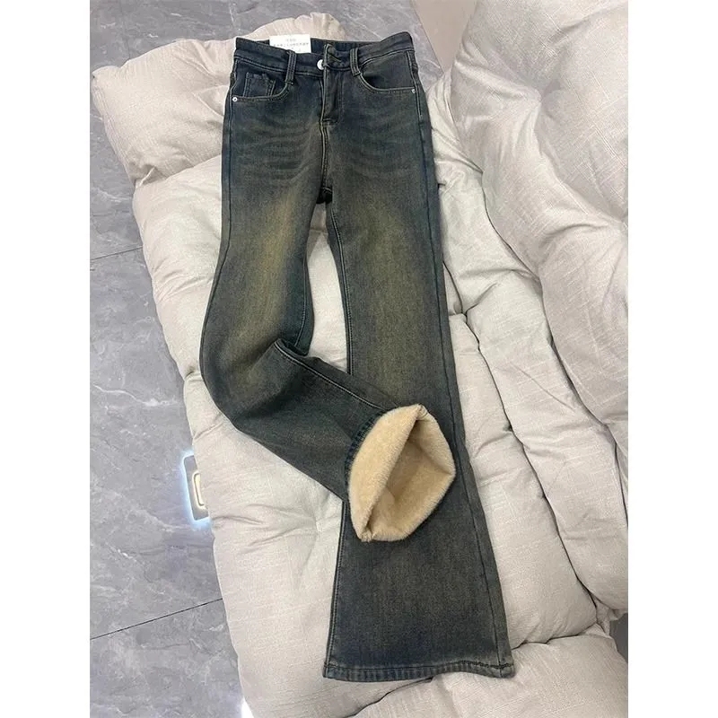 American retro high-waisted micro-flare jeans for women, velvet and thickened winter new slim-fitting horseshoe mopping pants