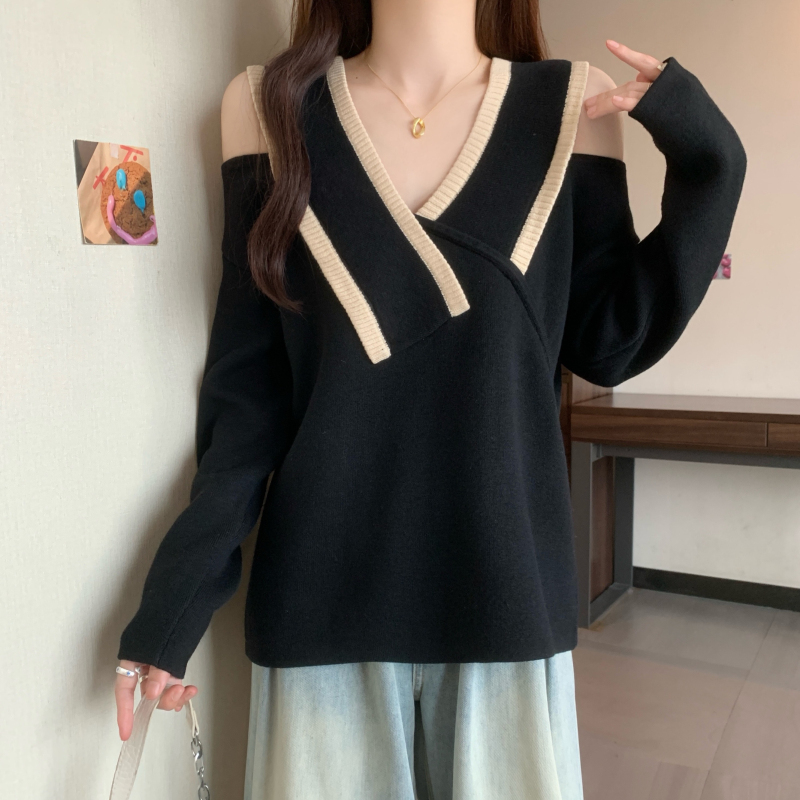 2024 new autumn and winter large size women's clothing for fat mm, off-the-shoulder V-neck loose and slim knitted sweater