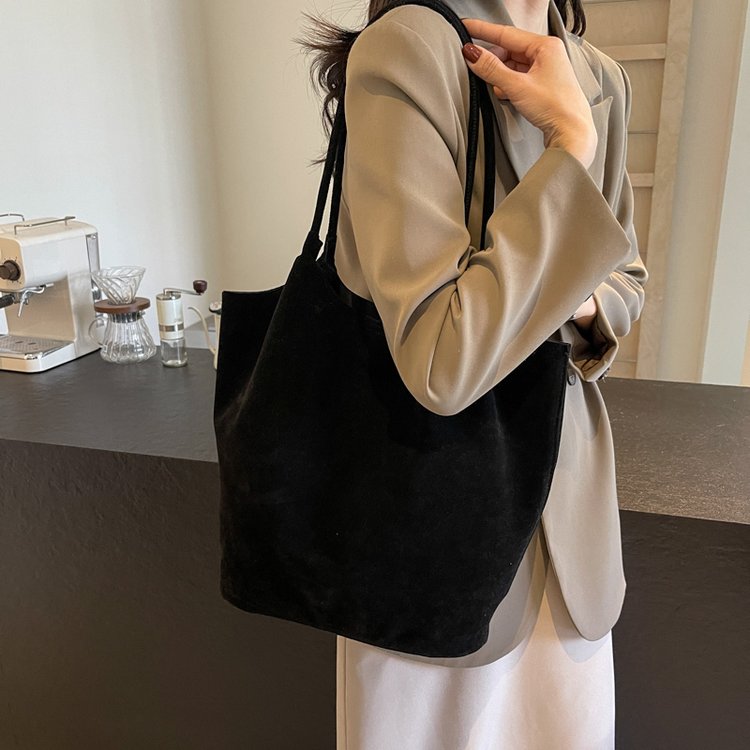 Women's Bucket Bag Autumn New Lazy Style Retro Armpit Bag Trendy Fashion Simple Casual Versatile Shoulder Bag