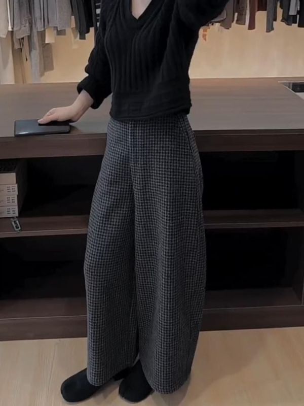 Korean-style velvet, versatile 2024 autumn and winter new woolen plaid pants, high-waisted, slimming, nine-point wide-leg pants for small people