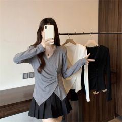 Designed lace splicing V-neck all-match bottoming shirt for women in autumn and winter fat mm waist waist pleated irregular top