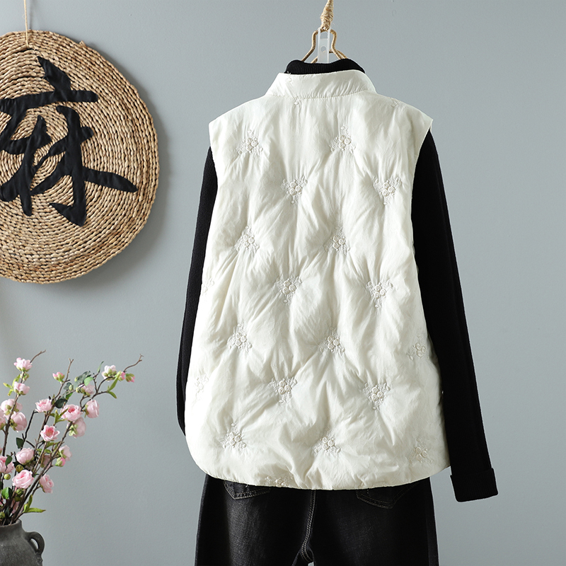 #New Chinese style retro disc buckle embroidered loose and versatile down cotton vest for women