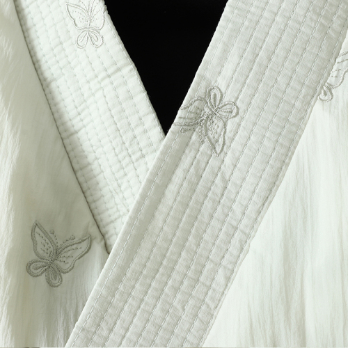 New Chinese style Chinese style embroidered down jacket for women winter new white duck down loose literary lace Hanfu jacket