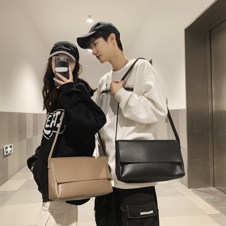 Crossbody bag, simple large-capacity crossbody messenger bag, same style for men and women, solid color small square bag, PU leather shoulder tablet bag