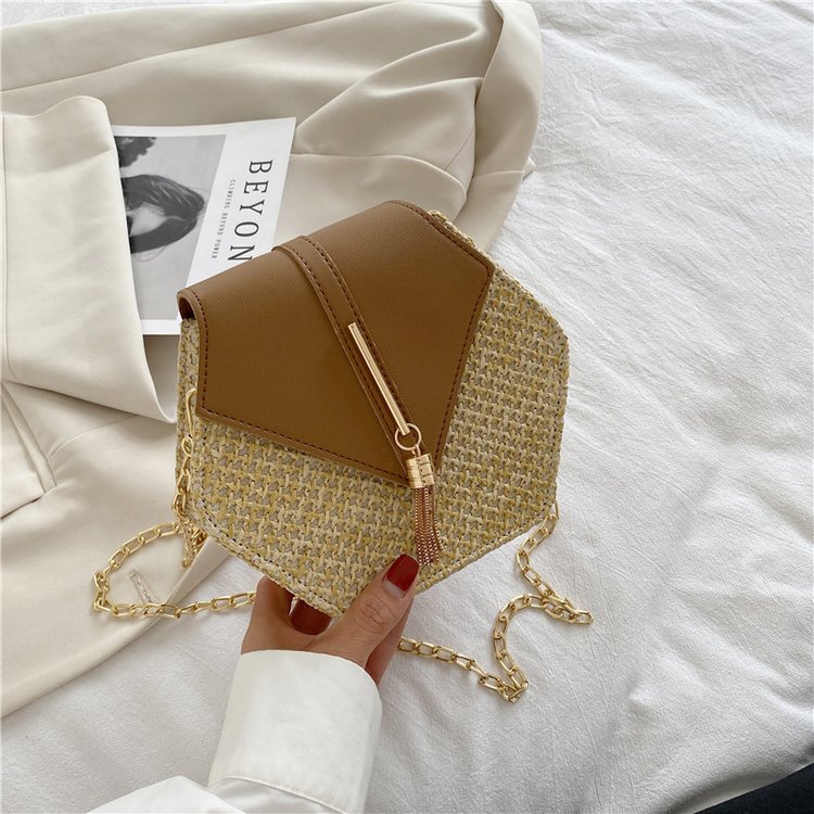 One-shoulder crossbody bag ins trend spring and summer small fresh woven straw bag women's new forest style fashion