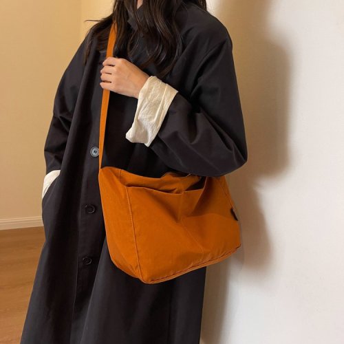 Japanese casual shoulder nylon bag women's new design simple large capacity commuter tote bag crossbody bag