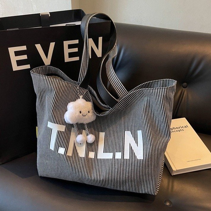 Shoulder bag women's large capacity canvas handbag student fashion versatile commuter striped bag ins Korean tote bag