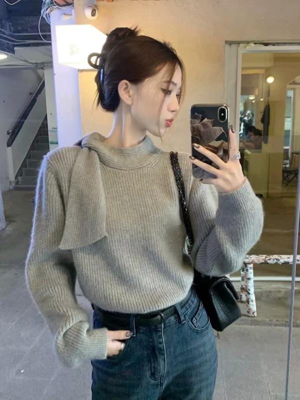 Designed strappy long-sleeved sweater women's autumn and winter lazy style loose half turtleneck soft waxy sweater