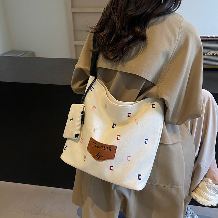 Korean style casual large capacity women's bag 2024 new canvas bucket bag embroidered letters shoulder crossbody bag
