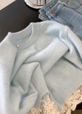 Korean versatile soft and glutinous milk blue lace bottoming sweater for women 2024 autumn new round neck knitted pullover