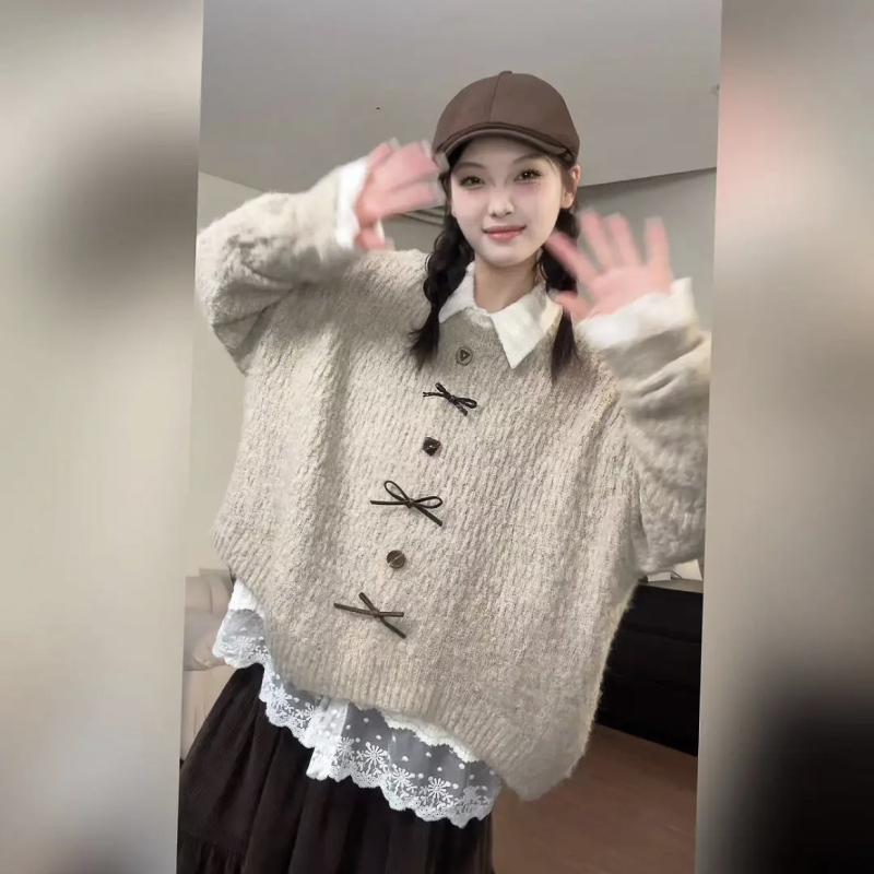 Women's autumn and winter design bow pullover sweater