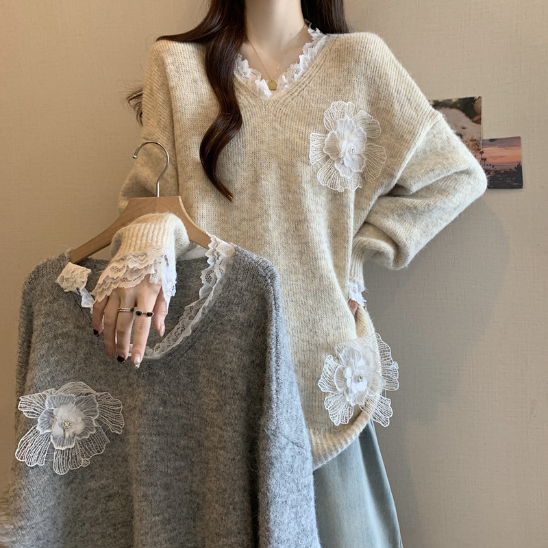 Plus size women's autumn and winter new style loose slimming lazy style age-reducing V-neck floral sweater knitted top