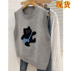 Stacking age-reducing sweater vest for women, 2024 autumn and winter new style, loose outer wear, short knitted waistcoat