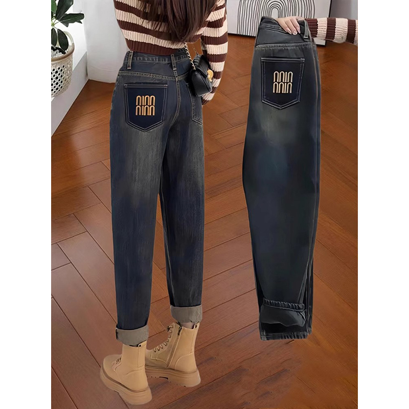 Harem jeans for women in autumn and winter new style plus velvet, thickening, loose, hip-covering, slimming, large size carrot pants, high-waisted dad pants
