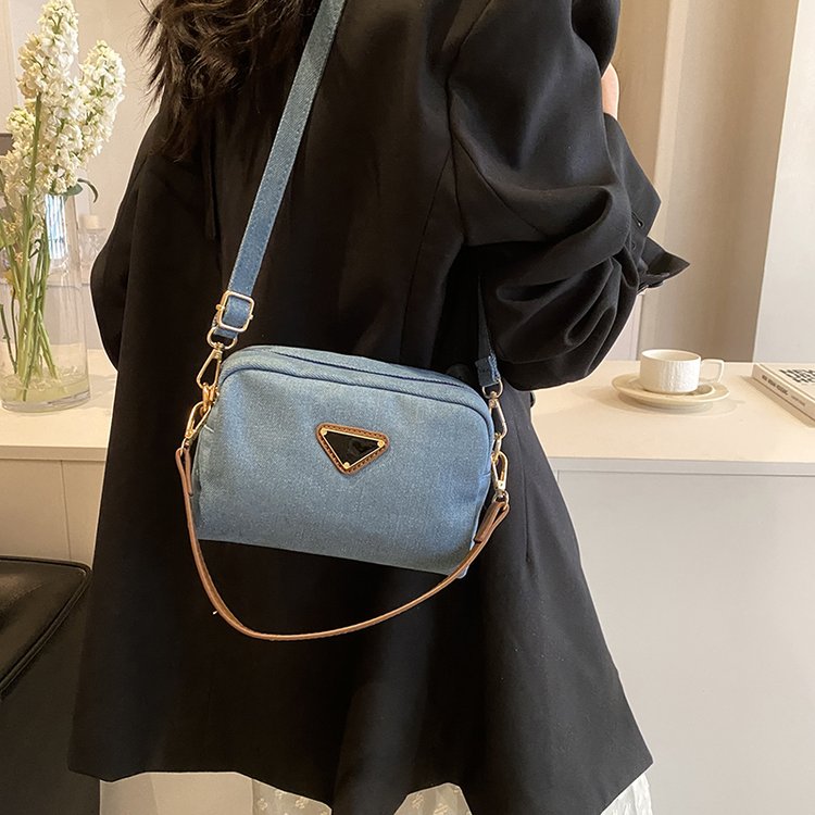 Denim handbag women's bag high-end niche shoulder bag summer fashion crossbody small square bag commuter mobile phone bag