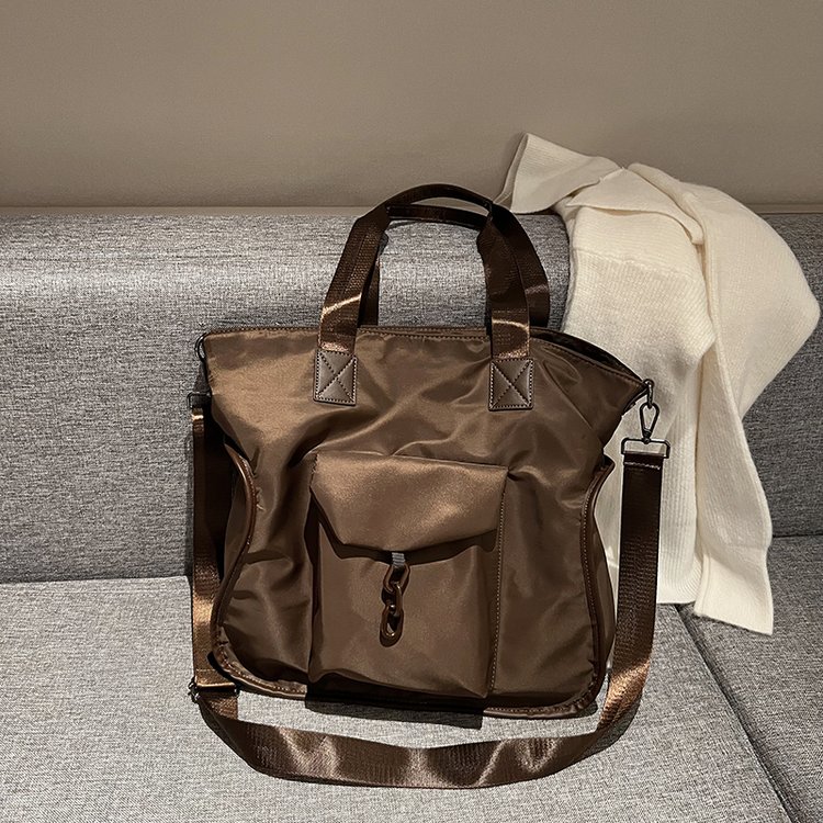 Large-capacity nylon cloth tote bag for women 2024 autumn new style college student class shoulder bag commuter crossbody bag