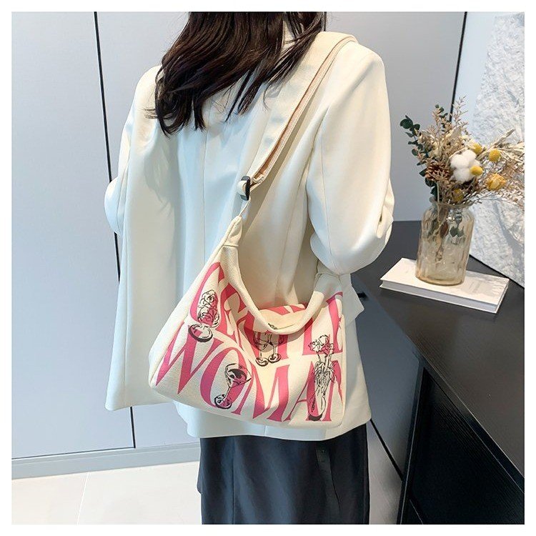 Niche Gentle Woman Casual Color Letter Canvas Bag 2024 New Versatile Textured Shoulder Bag