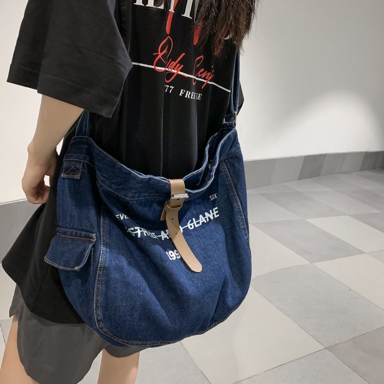 New Korean style denim crossbody canvas bag Ruiying female college student class tote bag retro messenger bag